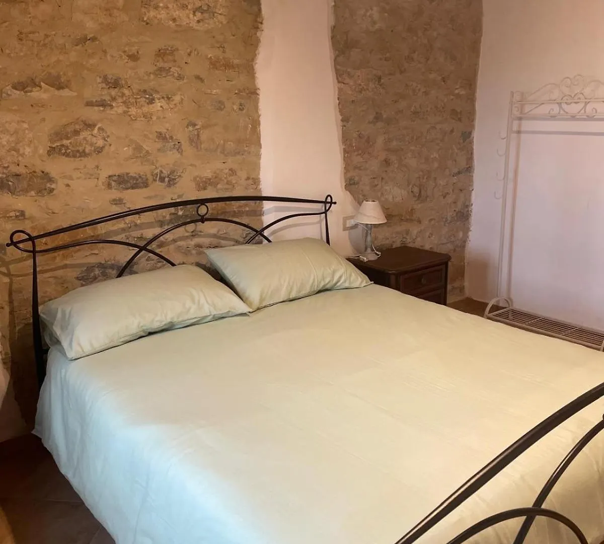 Alloggio per agriturismo Agriturismo Monte Labbro Zancona Italia